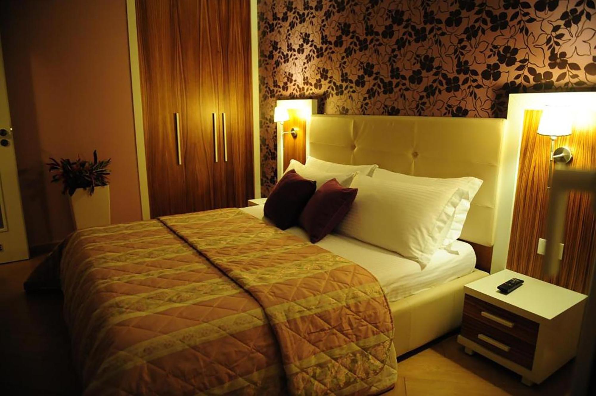 Hotel Gold Vlorë Exteriér fotografie