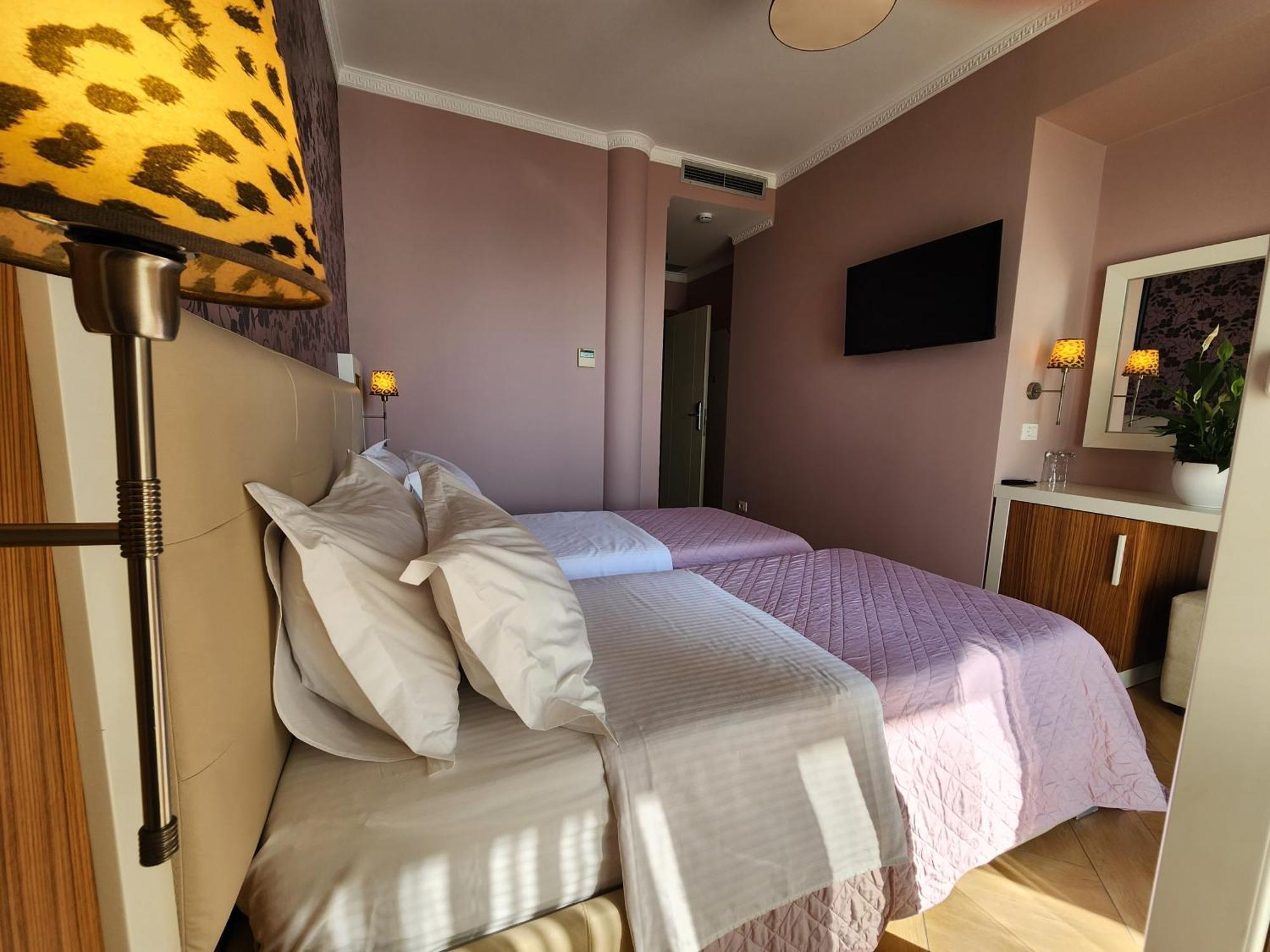 Hotel Gold Vlorë Pokoj fotografie