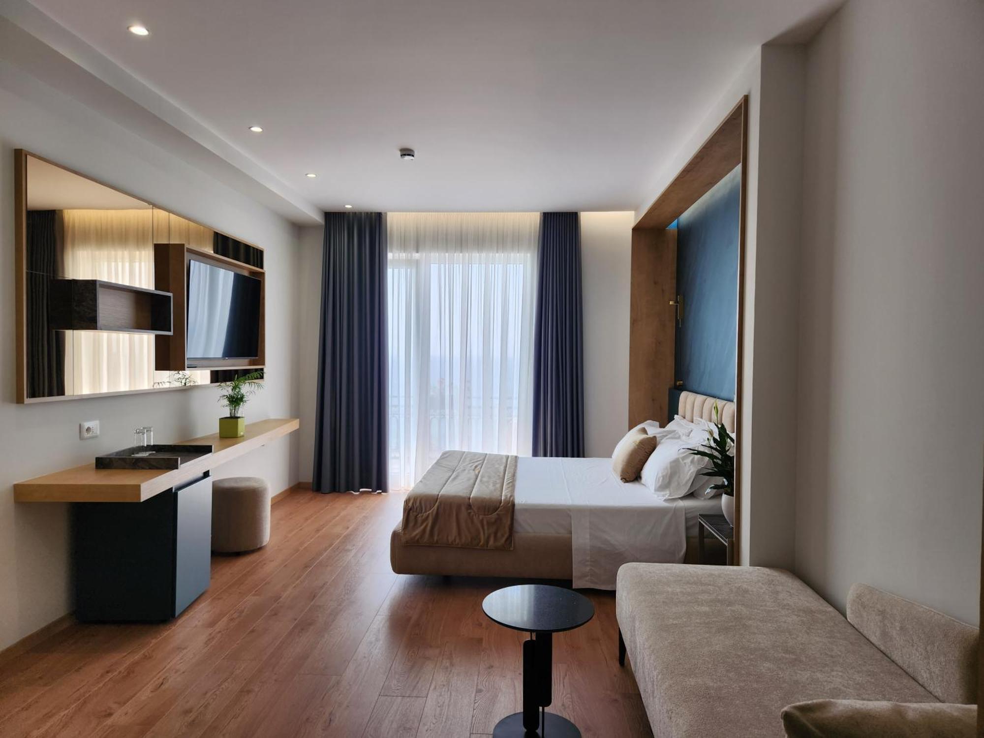 Hotel Gold Vlorë Exteriér fotografie